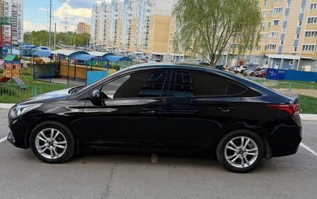 Hyundai Solaris II рестайлинг, 2018 год, 1 300 000 рублей, 7 фотография