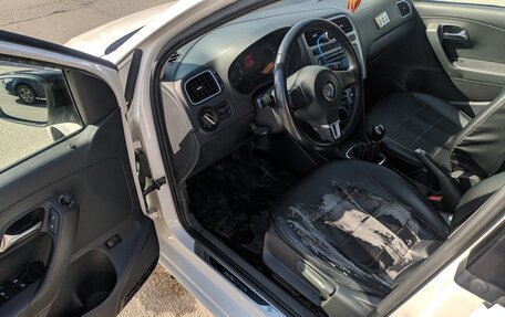 Volkswagen Polo VI (EU Market), 2013 год, 720 000 рублей, 13 фотография