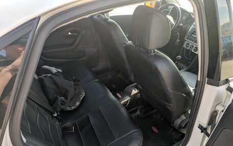 Volkswagen Polo VI (EU Market), 2013 год, 720 000 рублей, 36 фотография