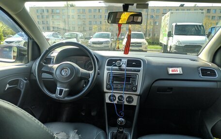 Volkswagen Polo VI (EU Market), 2013 год, 720 000 рублей, 34 фотография