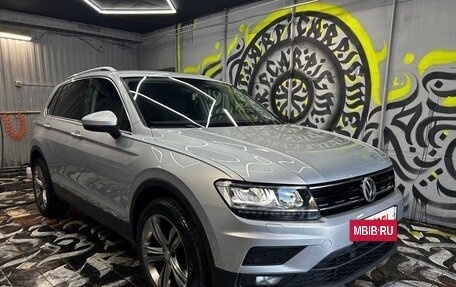 Volkswagen Tiguan II, 2018 год, 2 500 000 рублей, 11 фотография