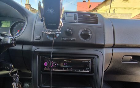 Skoda Fabia II, 2011 год, 540 000 рублей, 12 фотография
