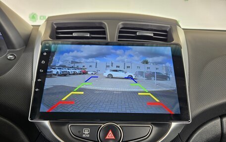 Hyundai Solaris II рестайлинг, 2016 год, 990 000 рублей, 16 фотография