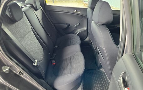 Hyundai Solaris II рестайлинг, 2016 год, 990 000 рублей, 22 фотография
