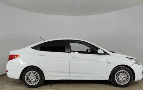 Hyundai Solaris II рестайлинг, 2012 год, 490 000 рублей, 4 фотография