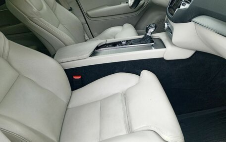 Volvo XC90 II рестайлинг, 2017 год, 3 220 000 рублей, 22 фотография