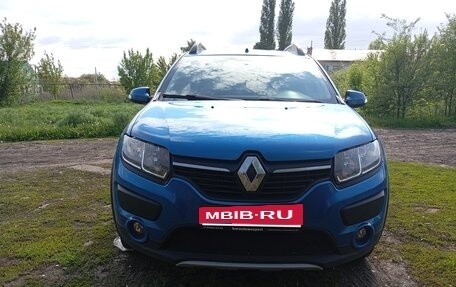 Renault Sandero II рестайлинг, 2017 год, 1 050 000 рублей, 1 фотография