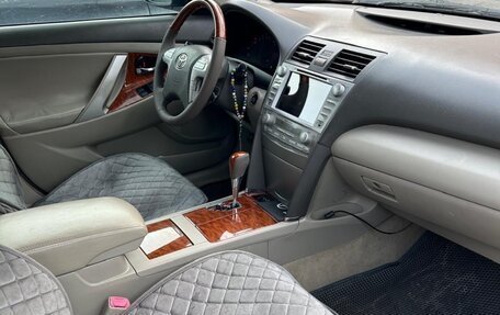 Toyota Camry, 2010 год, 1 200 000 рублей, 2 фотография