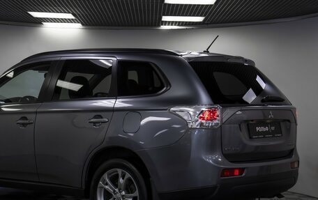 Mitsubishi Outlander III рестайлинг 3, 2012 год, 1 335 000 рублей, 23 фотография