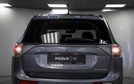Mitsubishi Outlander III рестайлинг 3, 2012 год, 1 335 000 рублей, 25 фотография