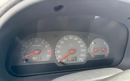 Volvo S40 II, 1997 год, 240 000 рублей, 9 фотография