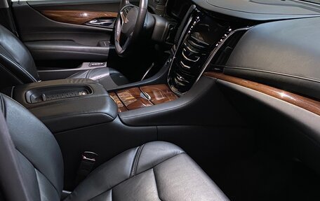 Cadillac Escalade IV, 2015 год, 3 999 999 рублей, 11 фотография
