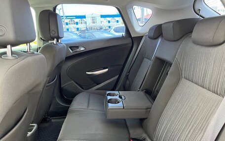 Opel Astra J, 2012 год, 855 700 рублей, 11 фотография