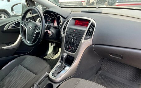 Opel Astra J, 2012 год, 855 700 рублей, 8 фотография