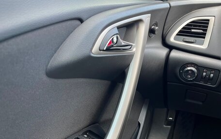 Opel Astra J, 2012 год, 855 700 рублей, 21 фотография