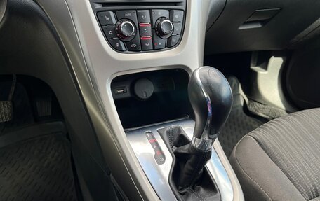 Opel Astra J, 2012 год, 855 700 рублей, 18 фотография