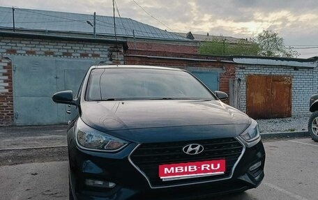 Hyundai Solaris II рестайлинг, 2019 год, 1 620 000 рублей, 1 фотография