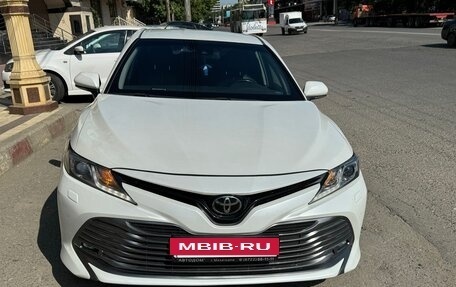 Toyota Camry, 2018 год, 2 770 000 рублей, 5 фотография
