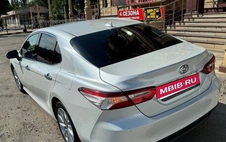 Toyota Camry, 2018 год, 2 770 000 рублей, 4 фотография