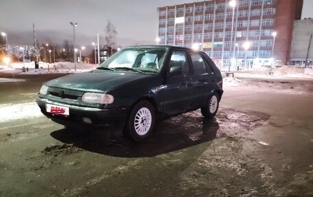 Skoda Felicia I рестайлинг, 1998 год, 100 000 рублей, 3 фотография