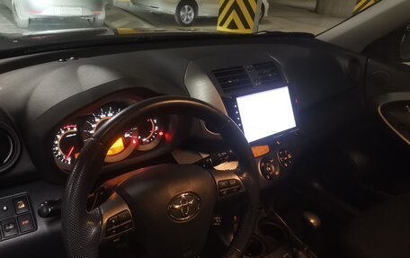 Toyota RAV4, 2011 год, 1 600 000 рублей, 8 фотография
