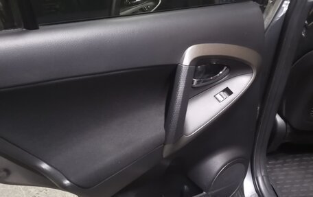 Toyota RAV4, 2011 год, 1 600 000 рублей, 10 фотография