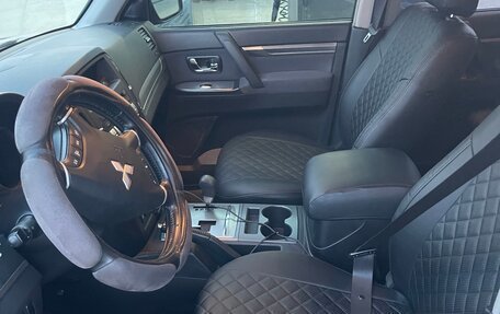 Mitsubishi Pajero IV, 2008 год, 2 400 000 рублей, 9 фотография