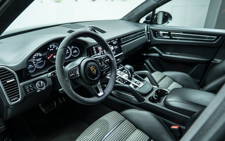 Porsche Cayenne III, 2020 год, 13 990 000 рублей, 8 фотография