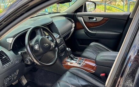 Infiniti FX II, 2013 год, 2 199 000 рублей, 6 фотография