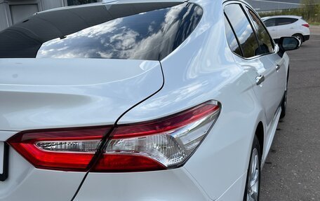 Toyota Camry, 2018 год, 2 950 000 рублей, 8 фотография