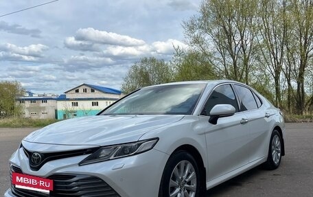 Toyota Camry, 2018 год, 2 950 000 рублей, 14 фотография
