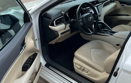 Toyota Camry, 2018 год, 2 950 000 рублей, 26 фотография