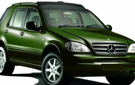 Mercedes-Benz M-Класс, 2000 год, 650 000 рублей, 1 фотография