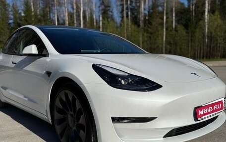 Tesla Model 3 I, 2022 год, 5 400 000 рублей, 1 фотография