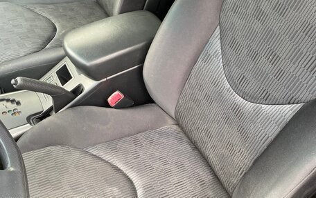 Toyota RAV4, 2012 год, 1 450 000 рублей, 14 фотография