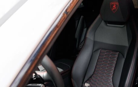 Lamborghini Urus I, 2018 год, 19 000 000 рублей, 14 фотография