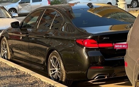 BMW 5 серия, 2023 год, 7 000 000 рублей, 3 фотография