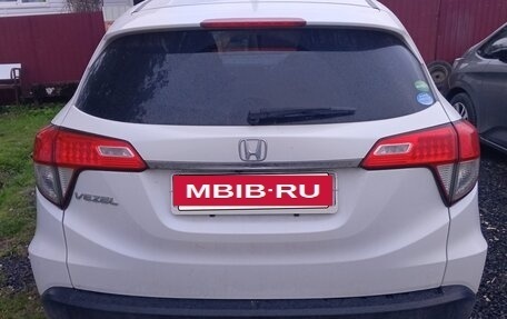 Honda Vezel, 2018 год, 1 850 000 рублей, 2 фотография