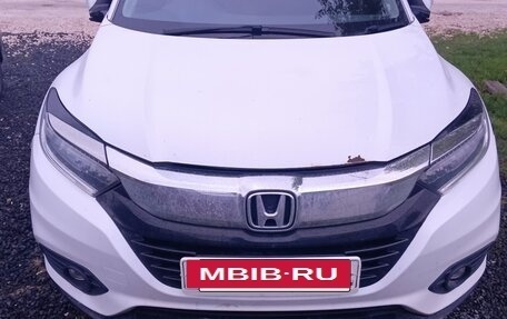 Honda Vezel, 2018 год, 1 850 000 рублей, 4 фотография