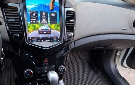 Chevrolet Cruze II, 2012 год, 800 000 рублей, 3 фотография