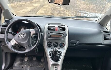 Toyota Auris II, 2007 год, 565 000 рублей, 3 фотография