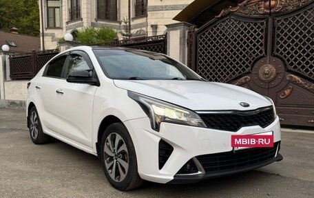 KIA Rio IV, 2021 год, 1 610 000 рублей, 2 фотография