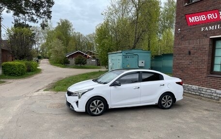 KIA Rio IV, 2021 год, 1 610 000 рублей, 6 фотография