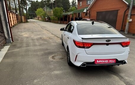 KIA Rio IV, 2021 год, 1 610 000 рублей, 4 фотография