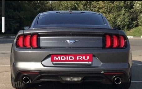Ford Mustang VI рестайлинг, 2022 год, 3 650 000 рублей, 7 фотография