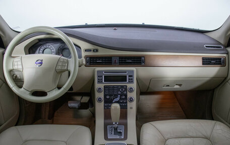 Volvo V70 III рестайлинг, 2008 год, 954 000 рублей, 13 фотография