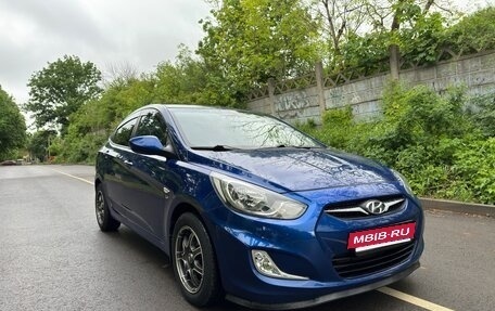 Hyundai Solaris II рестайлинг, 2011 год, 889 000 рублей, 8 фотография