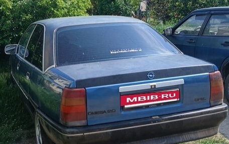 Opel Omega A, 1987 год, 120 000 рублей, 2 фотография