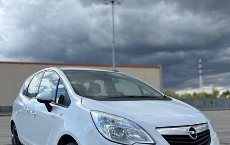Opel Meriva, 2013 год, 990 000 рублей, 2 фотография