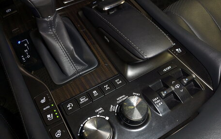 Lexus LX III, 2021 год, 13 490 000 рублей, 21 фотография